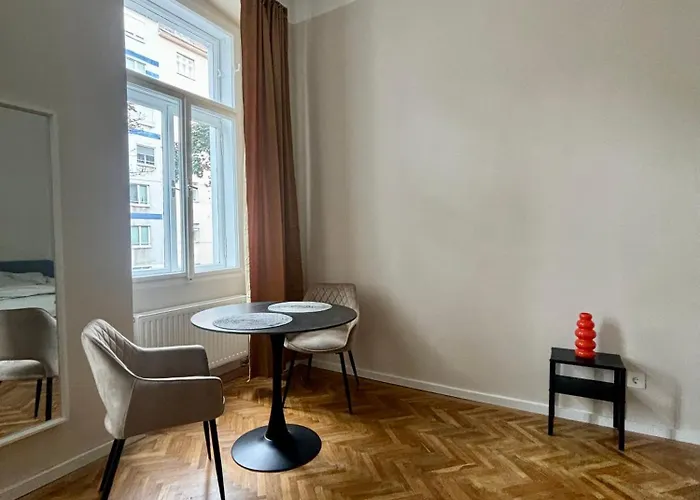 Modern, Stylisch Und Zentral Відень
