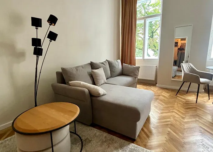 Modern, Stylisch Und Zentral Апартаменти